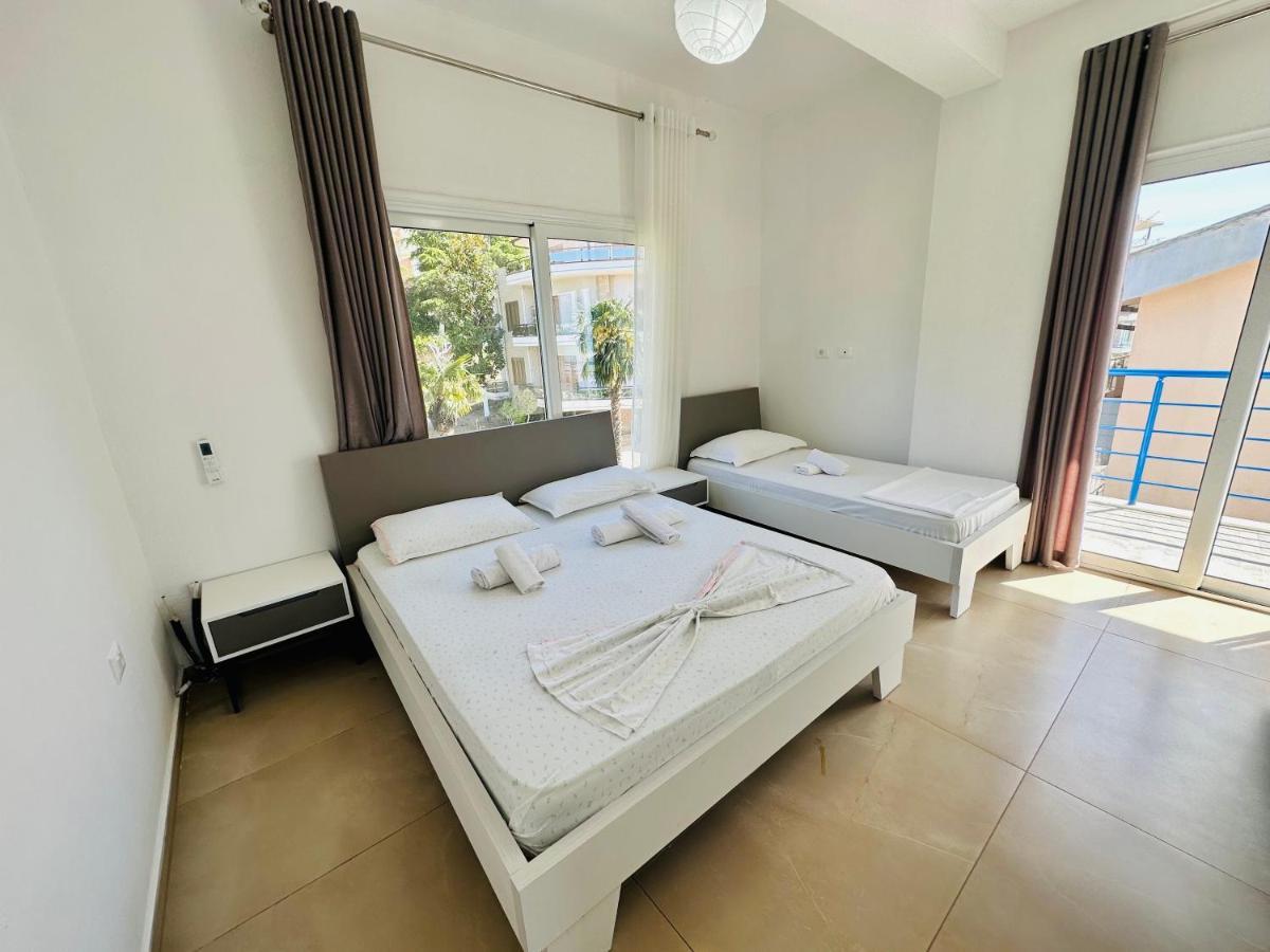 Jico Travel - Villa Colombo Vlorë エクステリア 写真