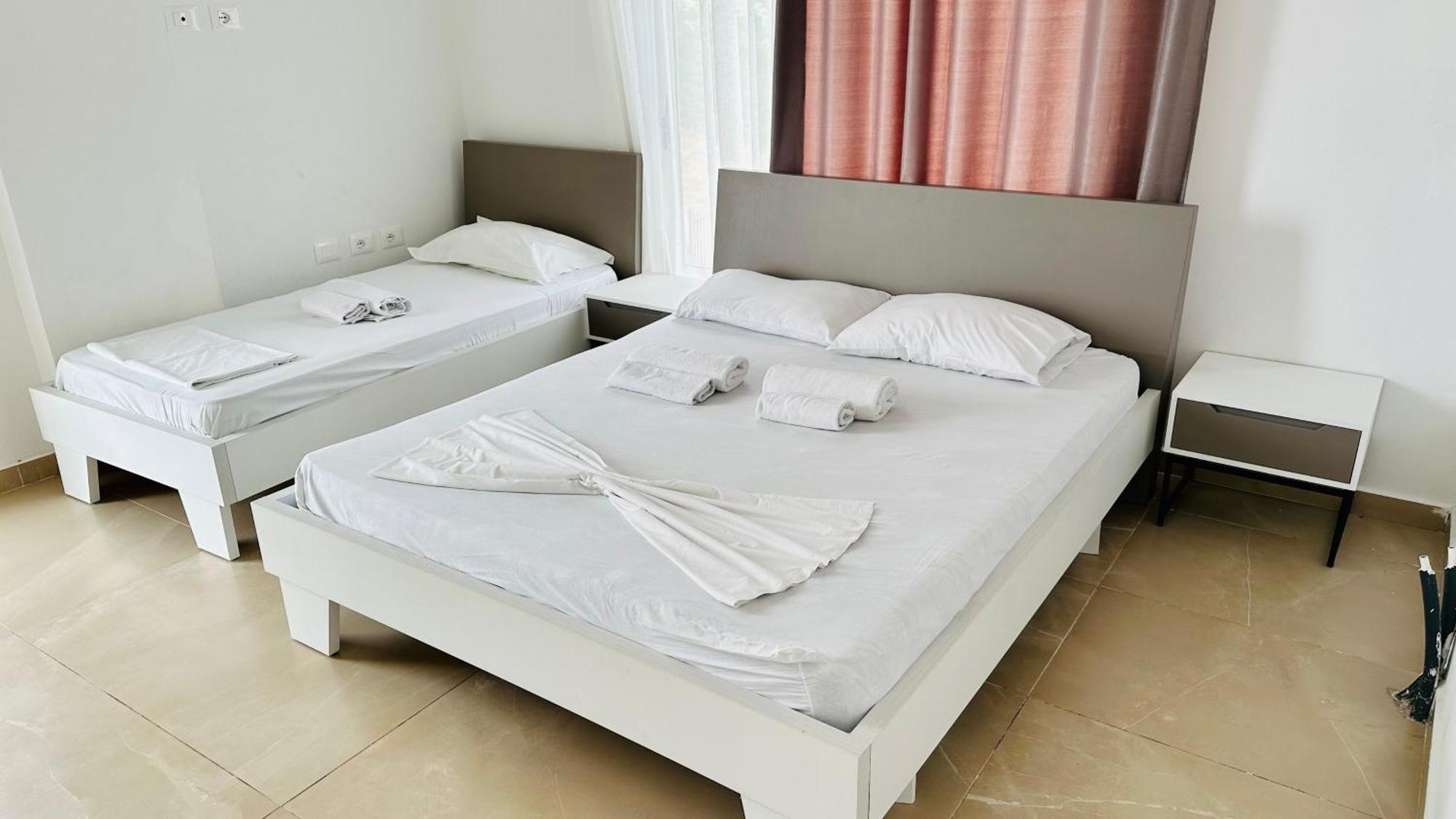 Jico Travel - Villa Colombo Vlorë エクステリア 写真