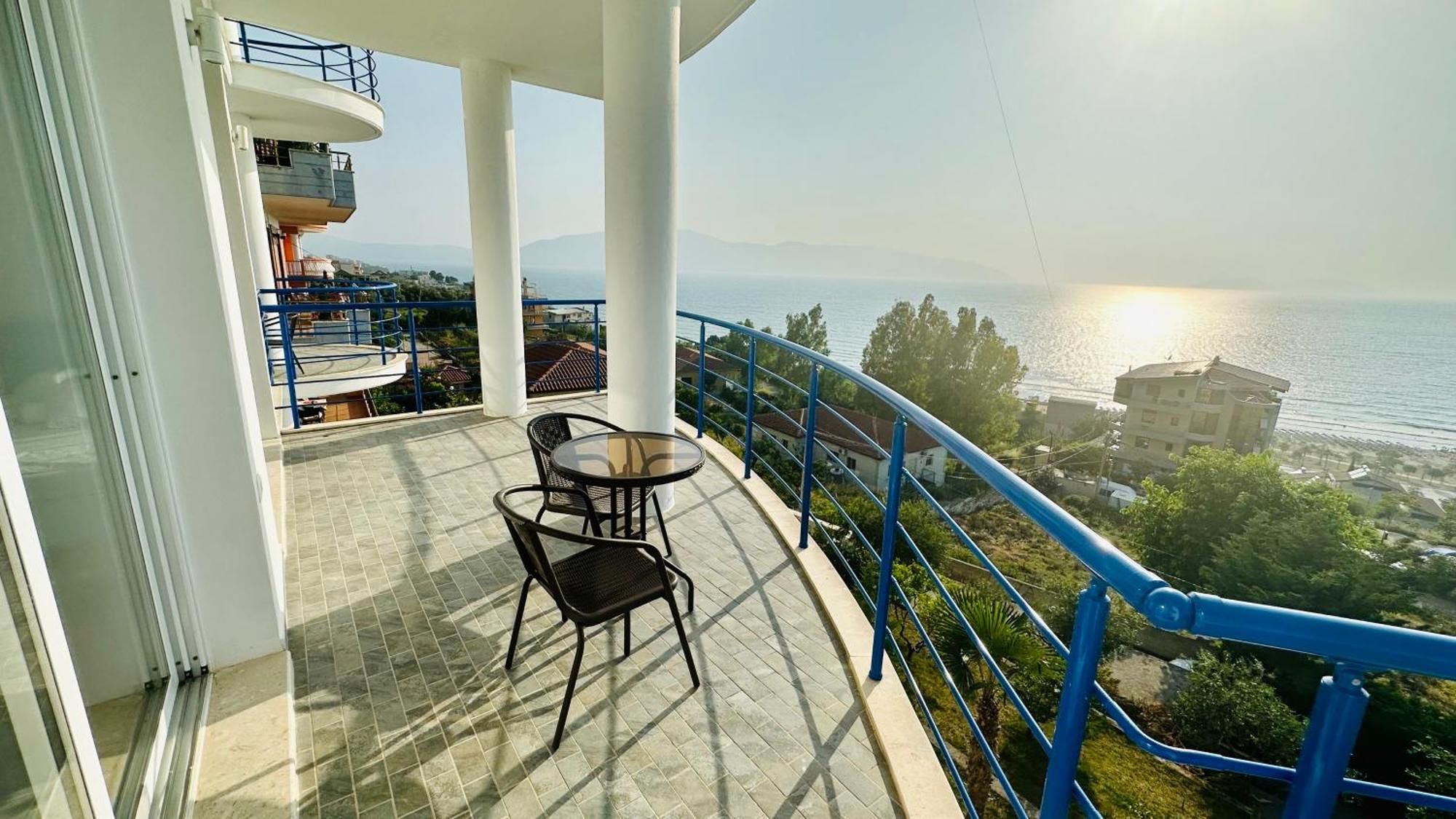 Jico Travel - Villa Colombo Vlorë エクステリア 写真