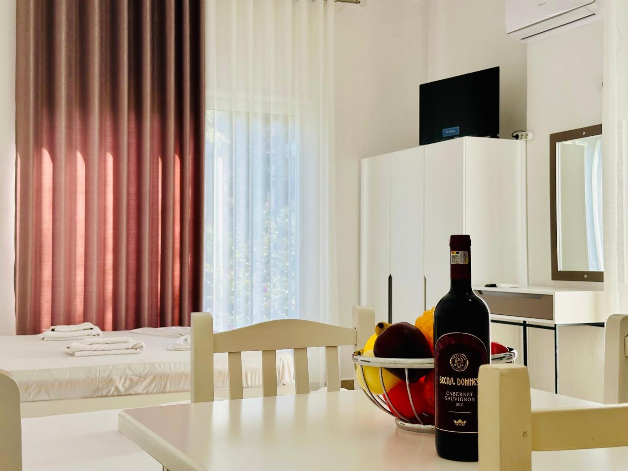 Jico Travel - Villa Colombo Vlorë 部屋 写真