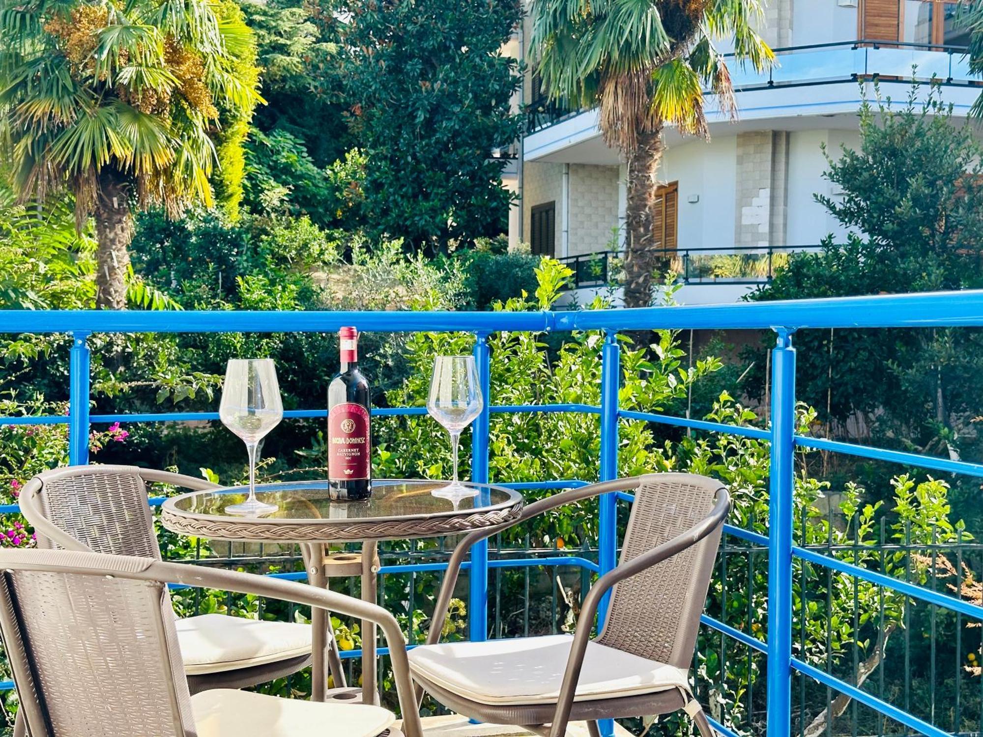 Jico Travel - Villa Colombo Vlorë エクステリア 写真